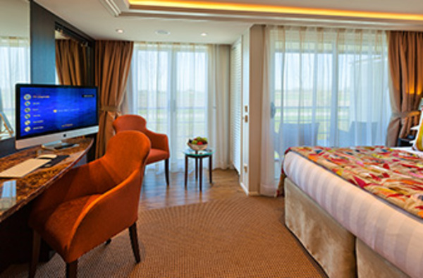 AmaWaterways AmaLea Accommodation Cat AA.jpg